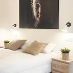 Mood - New & Special Ξενοδοχείο με διαμερίσματα 4*